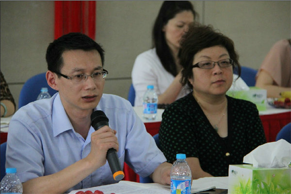  “上海市优秀青年医师志愿者基地”阶段性评估会暨首批“青年医师培养资助计划”学员及导师代表座谈会召开